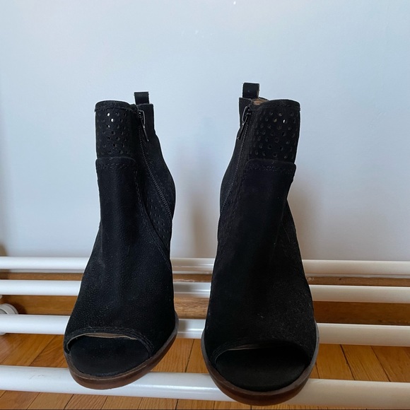 Lucky Brand Block Heels - Picture 1 of 3